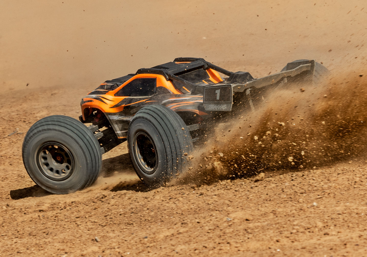 An action shot of the XRT 8S Ready to Run (Black) (TRA78086-4-BLK).